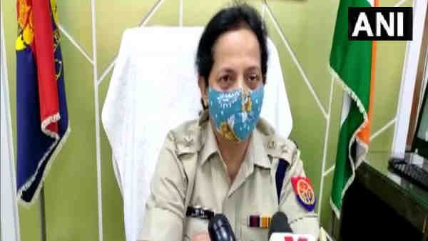 Mahoba: A 14-year-old girl was allegedly physical-attack by four people Mahoba: A 14-year-old girl was allegedly physical-attack by four people