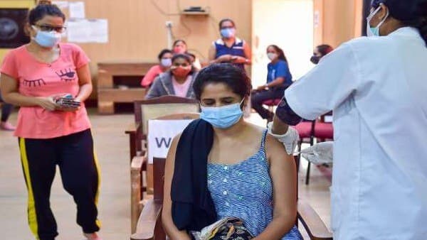 AIIMS study says No deaths reported among those reinfected with Coronavirus even after vaccination AIIMS study says No deaths reported among those reinfected with Coronavirus even after vaccination