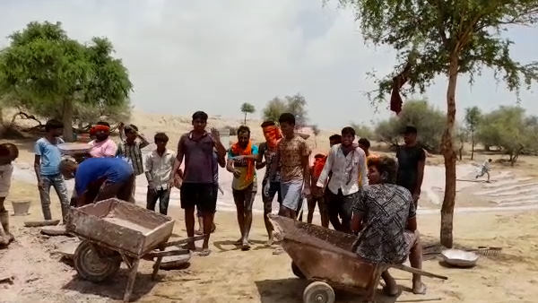 केसरी युवा संगठन नाम से एक फेसबुक पेज बनाया