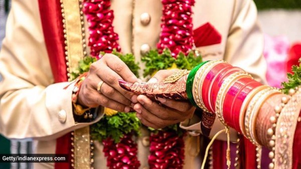 लोगों को पसंद आ रहा दूल्हे का अंदाज