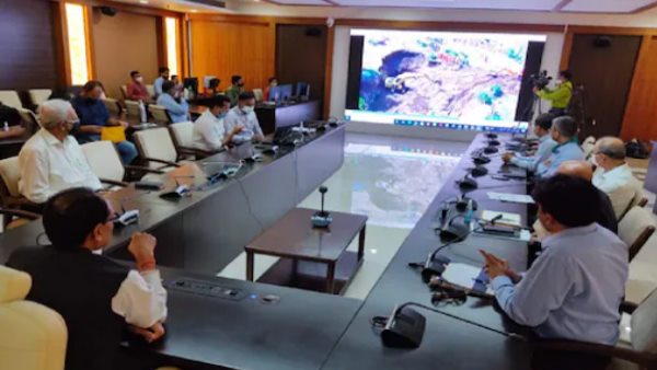Vidisha well accident Live monitoring by CM Shivraj Singh Chouhan Vidisha well accident Live monitoring by CM Shivraj Singh Chouhan