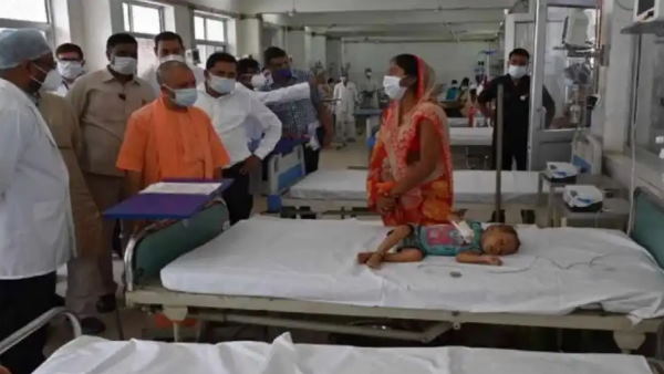 cm yogi inspects hospital during ayodhya visit cm yogi inspects hospital during ayodhya visit