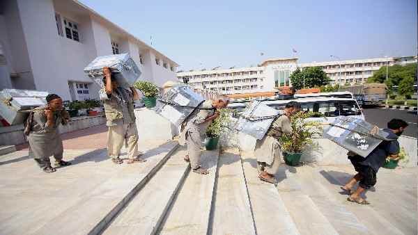 149 साल पुरानी 'दरबार मूव' परंपरा खत्म
