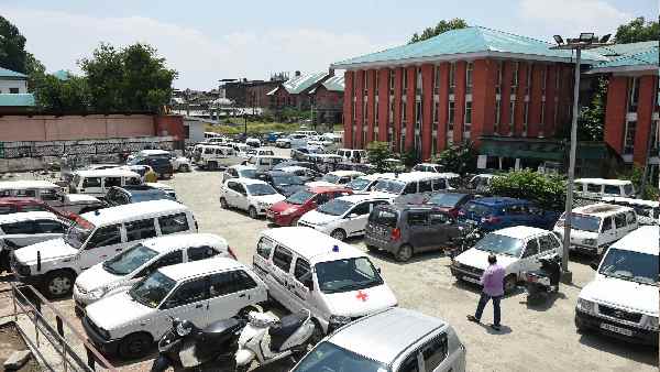 हजारों अधिकारियों को 21 दिन में खाली करना होगा आवास