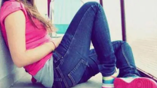 17 year old girl killed by Relatives over wearing jeans in deoria 17 year old girl killed by Relatives over wearing jeans in deoria