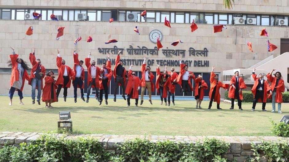 आईआईटी जैसे तकनीकी संस्थानों में महिलाओं की तादाद कम आईआईटी जैसे तकनीकी संस्थानों में महिलाओं की तादाद कम