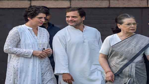 सोनिया-राहुल और प्रियंका से पीके के मुलाकात के मायने ?