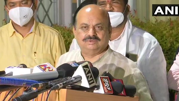 Karnataka extends covid restrictions by 15 days RT PCR test certificate mandatory for entry Karnataka extends covid restrictions by 15 days RT PCR test certificate mandatory for entry