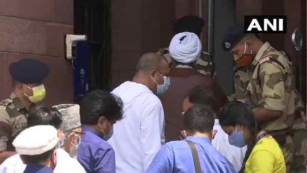 लद्दाख को राज्य बनाने की क्यों उठी मांग