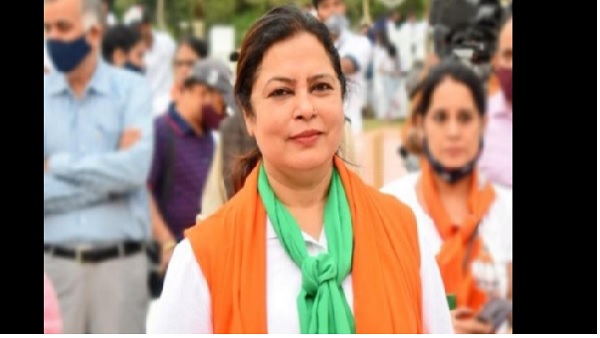 मोदी कैबिनेट इन 7 महिलाओं को मिली जगह