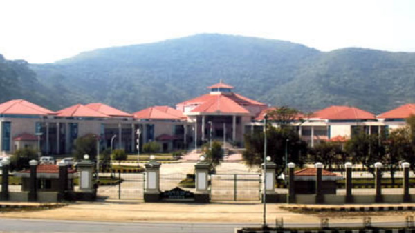 Manipur HC releases journalist Kishorechandra Wangkhem handcuff under NSA for Facebook post Manipur HC releases journalist Kishorechandra Wangkhem handcuff under NSA for Facebook post
