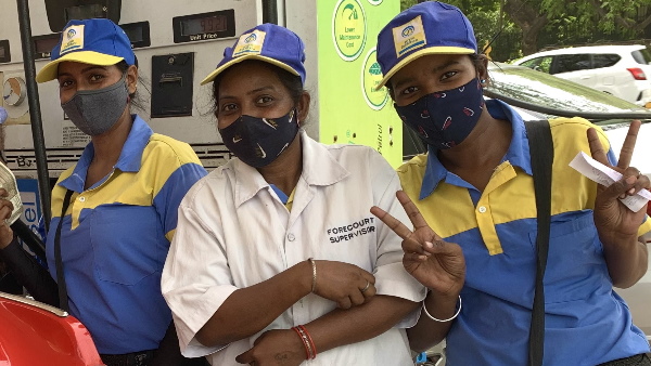 लोगों ने तारीख में कही ये बातें