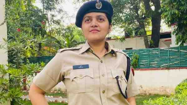 पूजा अवाना पिता की इच्छा पूरी करने के लिए बनी IPS
