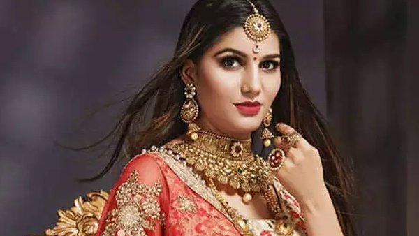 शादी और बच्चे की खबर सुन फैंस हैरान