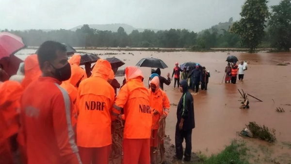 36 people have died in landslides in Maharashtras Raigad district 36 people have died in landslides in Maharashtras Raigad district