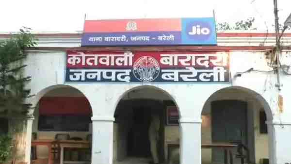 Bareilly News: Third degree given to five children on suspicion of mobile theft Bareilly News: Third degree given to five children on suspicion of mobile theft