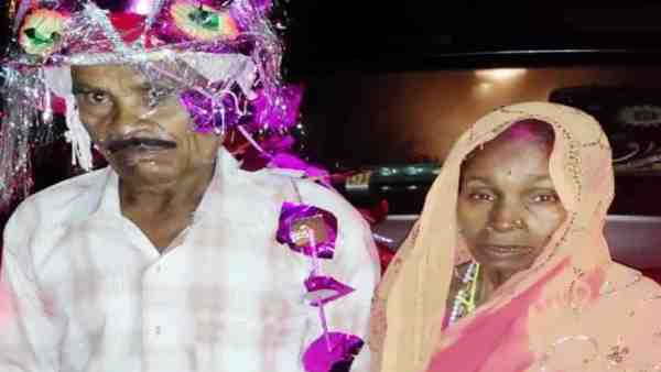 तानों से बचने के लिए निभाई शादी की रस्में
