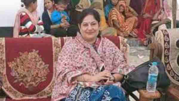 UP Block Pramukh Chunav: voting late MLA akhilesh singh wife vaishali singh UP Block Pramukh Chunav: voting late MLA akhilesh singh wife vaishali singh