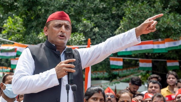 अखिलेश यादव अखिलेश यादव