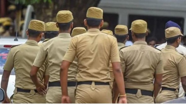 पुलिस ने नहीं की कोई कार्रवाई