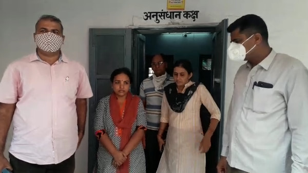 117 दिन से छका रही थी पटवारी