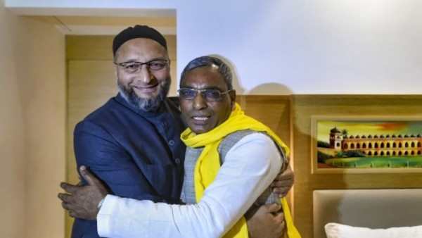 छोटे दलों का गठबंधन बनाने में जुटे हैं ओम प्रकाश राजभर