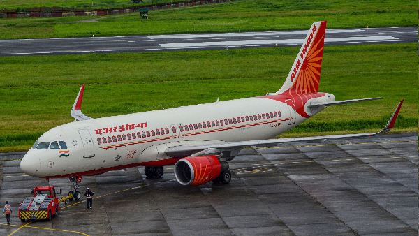 पालतू जानवरों को अनुमति देती है एयर इंडिया