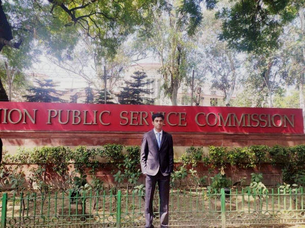 अनिल बसाक के पिता का संघर्ष
