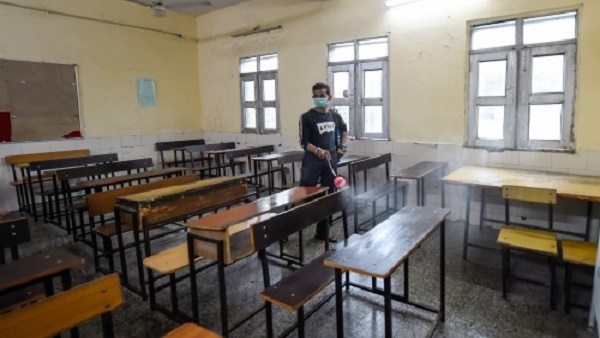 Jammu and Kashmir Govt allows reopening of schools for Class 12 and 10th Jammu and Kashmir Govt allows reopening of schools for Class 12 and 10th