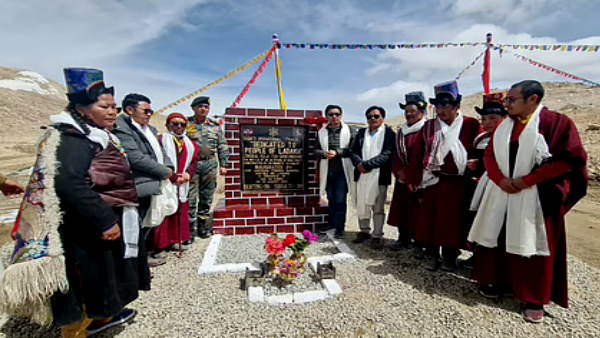 highest-motorable-road-Ladakh highest-motorable-road-Ladakh