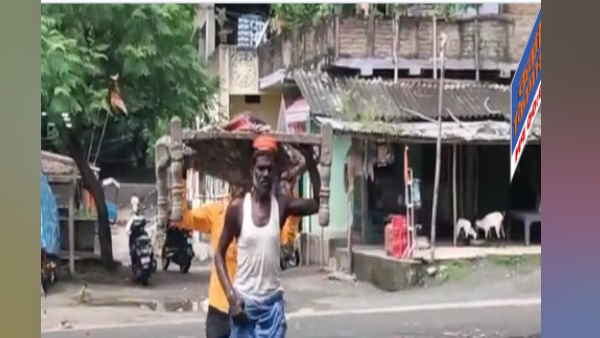 महिला मरीज को एम्बुलेंस की जगह खाट पर लाद कर ले जाना पड़ा