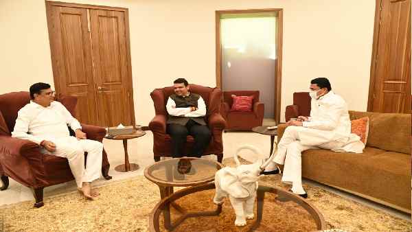 महाराष्ट्र में कांग्रेस ने भाजपा से मांगा सहयोग