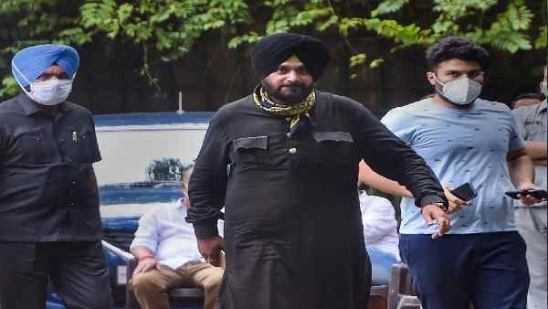 राजनीति छोड़ देने वाला दांव फेल कर गया