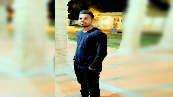 स्टेटस देख दोस्तों ने वजह पूछी, जवाब नहीं मिला