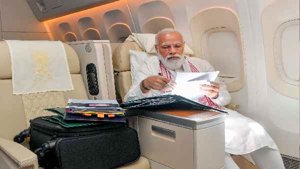 विमान में भी बने रहते हैं ऐक्टिव