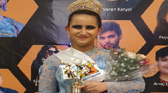 पराजिका शर्मा ने जीता डेलीवुड मिस इंडिया टीन-2021 का खिताब पराजिका शर्मा ने जीता डेलीवुड मिस इंडिया टीन-2021 का खिताब