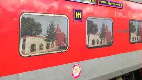 स्टेशन से करीब 5 किलोमीटर दूर ट्रैक पर था मगरमच्छ