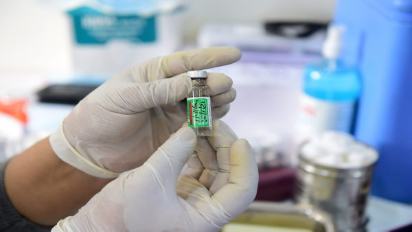 Centre govt Places Purchase New Order with SII for 66 Cr Covishield Doses Centre govt Places Purchase New Order with SII for 66 Cr Covishield Doses