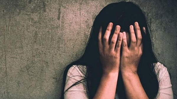पहले पुलिस मान रही थी आत्महत्या का मामला