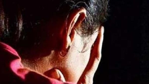 सजिता कपड़े धोकर कमरे में ही सुखाती थी