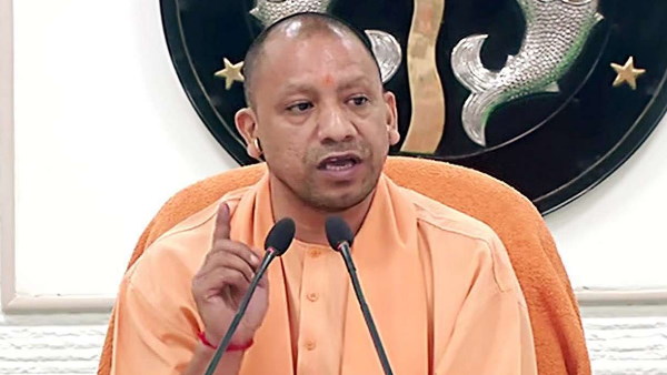 Yogi government claim to be closed 150 slaughter houses and 319 arrested in cow smuggling Yogi government claim to be closed 150 slaughter houses and 319 arrested in cow smuggling