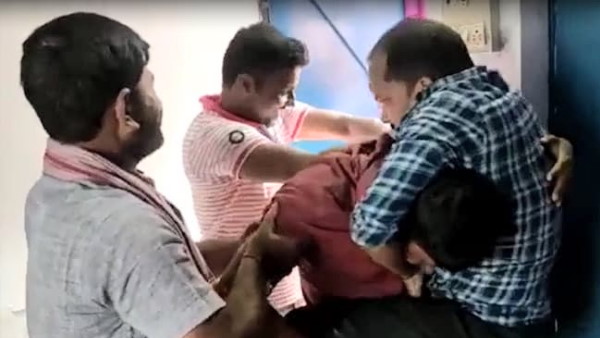हेड मास्टर पद को लेकर चल रहा था विवाद