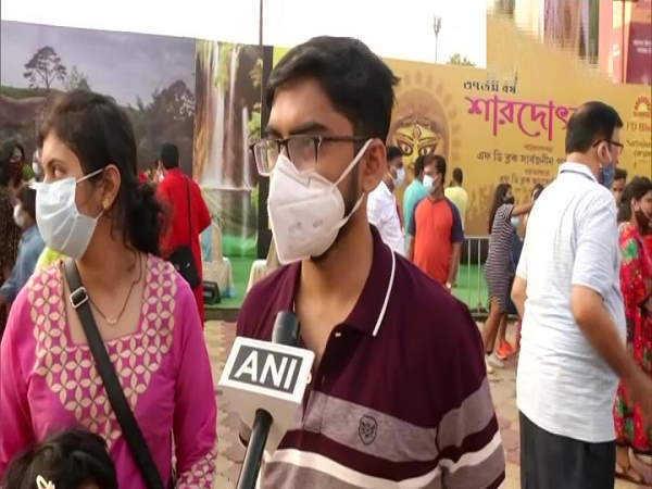 Navratri 2021 kolkata : Durga Puja in amazing palace-themed pandal Navratri 2021 kolkata : Durga Puja in amazing palace-themed pandal