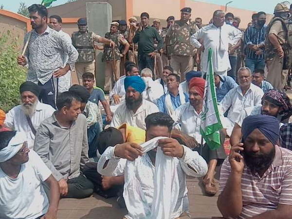 Farmer unions attempt to renew protest As ‘Chalo Delhi’, ahead of crucial SC hearing Farmer unions attempt to renew protest As ‘Chalo Delhi’, ahead of crucial SC hearing