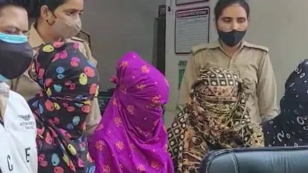 ghaziabad husband wife and three other girls arrested for blackmailing people by obscene video ghaziabad husband wife and three other girls arrested for blackmailing people by obscene video