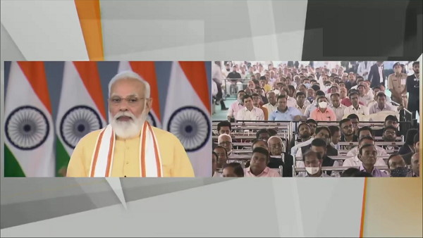 PM Narendra Modi Bhoomi Poojan ceremony of Boys’ Hostel in Surat PM Narendra Modi Bhoomi Poojan ceremony of Boys’ Hostel in Surat