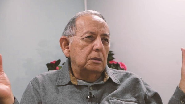 रॉबर्ट मेरिकी वायु सेना में वेपन कंट्रोलर थे