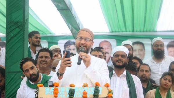 मुसलमानों का असली हिमायती कौन ?
