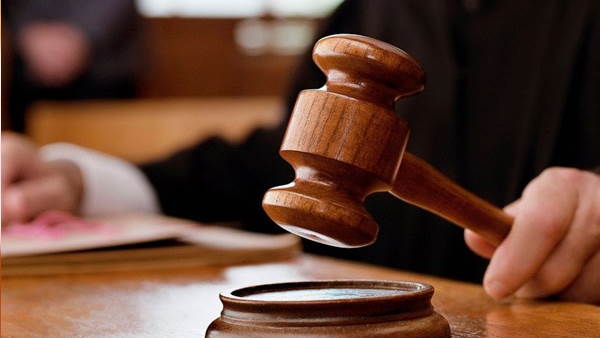 यूपी पुलिस की कार्रवाई को कोर्ट ने बताया दुर्भाग्यपूर्ण