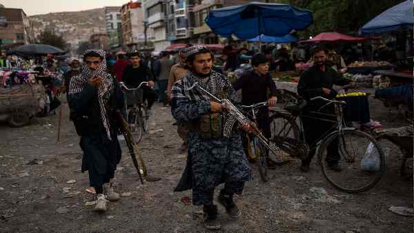 Armed officers of the Islamic Emirate of Afghanistan desecrated by forcibly entering Gurdwara Dashmesh Pita in Karate Parwan, Kabul-IWF Armed officers of the Islamic Emirate of Afghanistan desecrated by forcibly entering Gurdwara Dashmesh Pita in Karate Parwan, Kabul-IWF